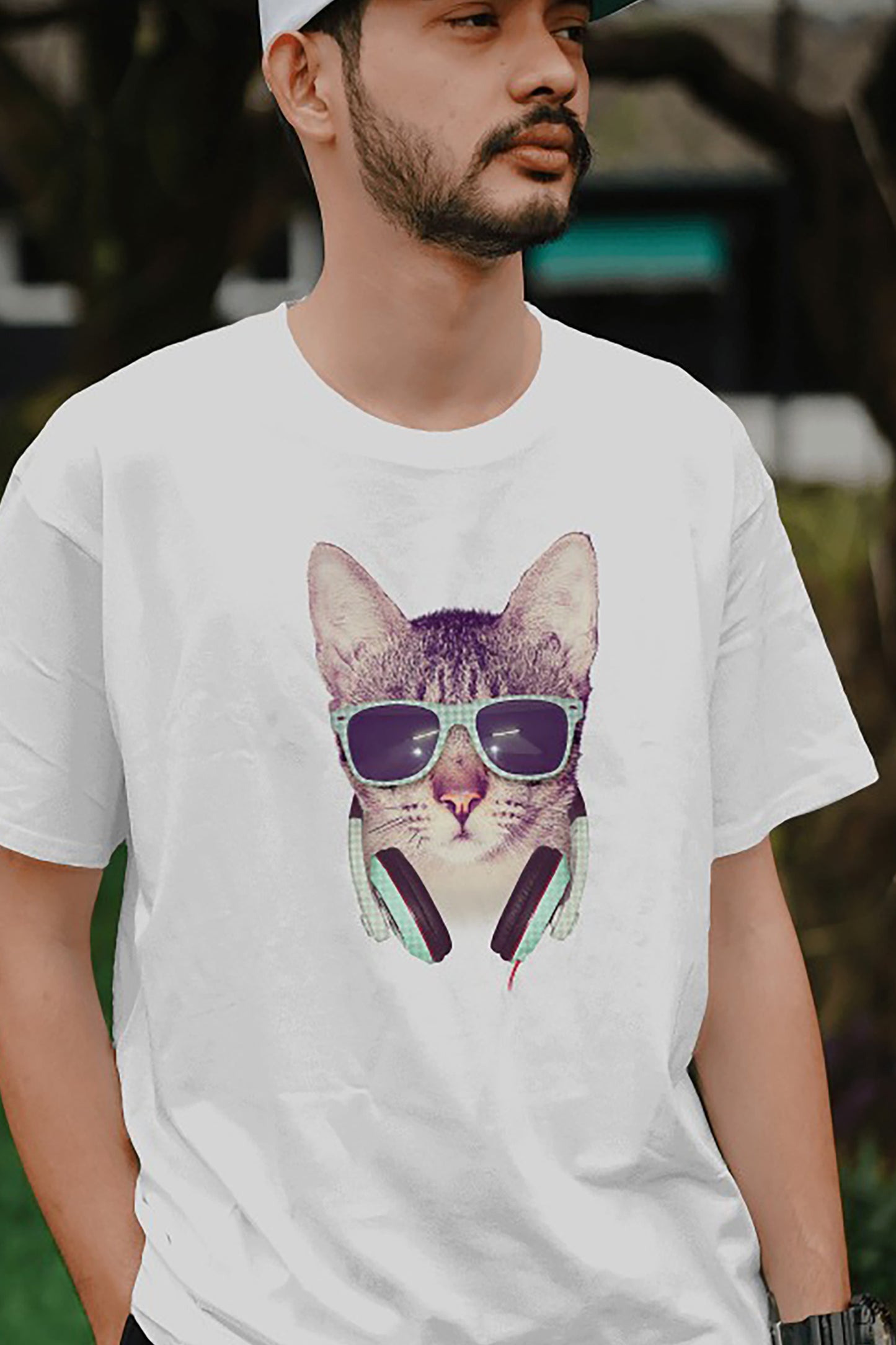 Cool Cat with Headset T-Shirt Art Print Summer Casual for Men and Women Design Tee